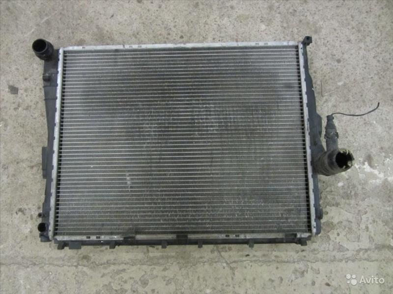 Радиатор основной для BMW 3 E46 1998-2005г 