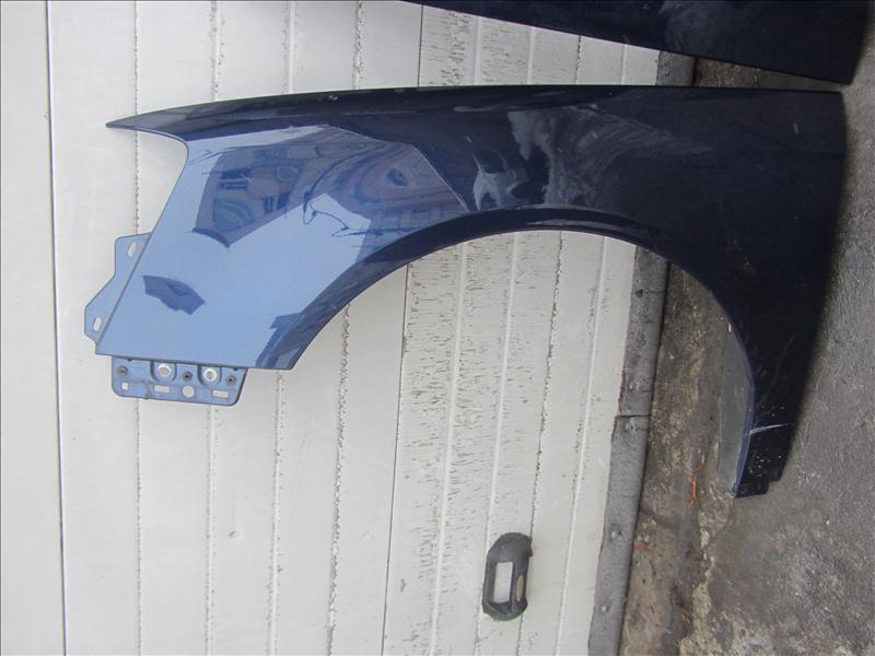 Крыло переднее левое синее для VW Passat B6 2005-2010г 